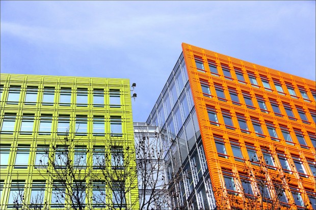 Фото: loop_oh/CC BY 2.0/imcreator.com/free/cityscape/green-orange