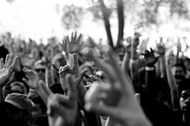 Фото: by Incase/ CC BY 2.0/ http://www.imcreator.com/free/bw-images/hands-3