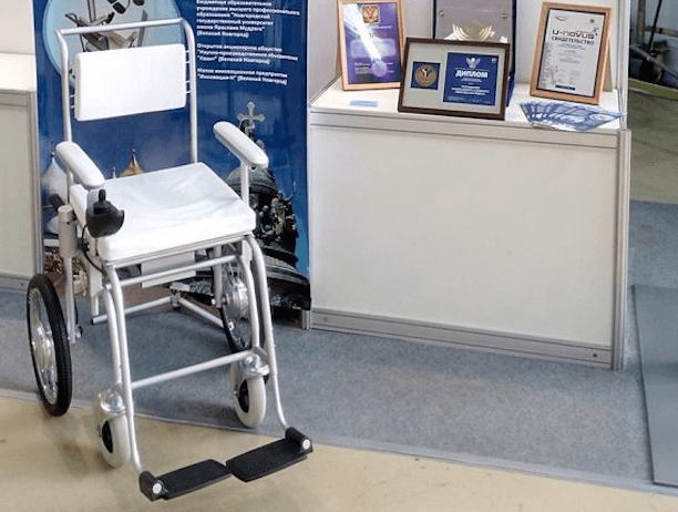 Проехать в любой дверной проем в инвалидном кресле теперь станет возможным