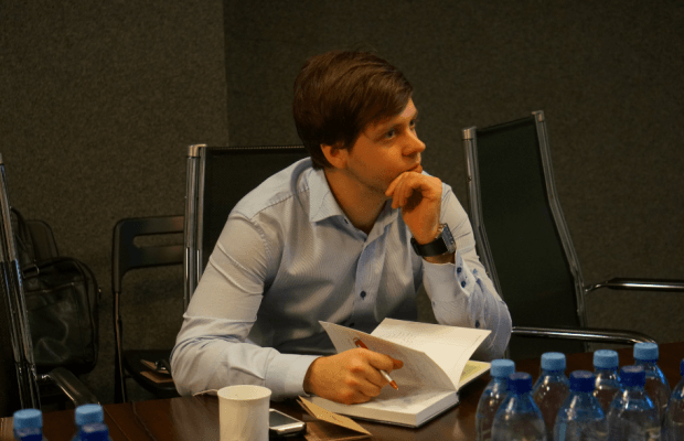 Участник митапа Фото: Мария Борисёнок