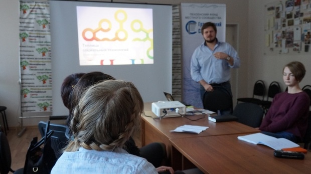 Выступает Светлан Гущин. Фото 