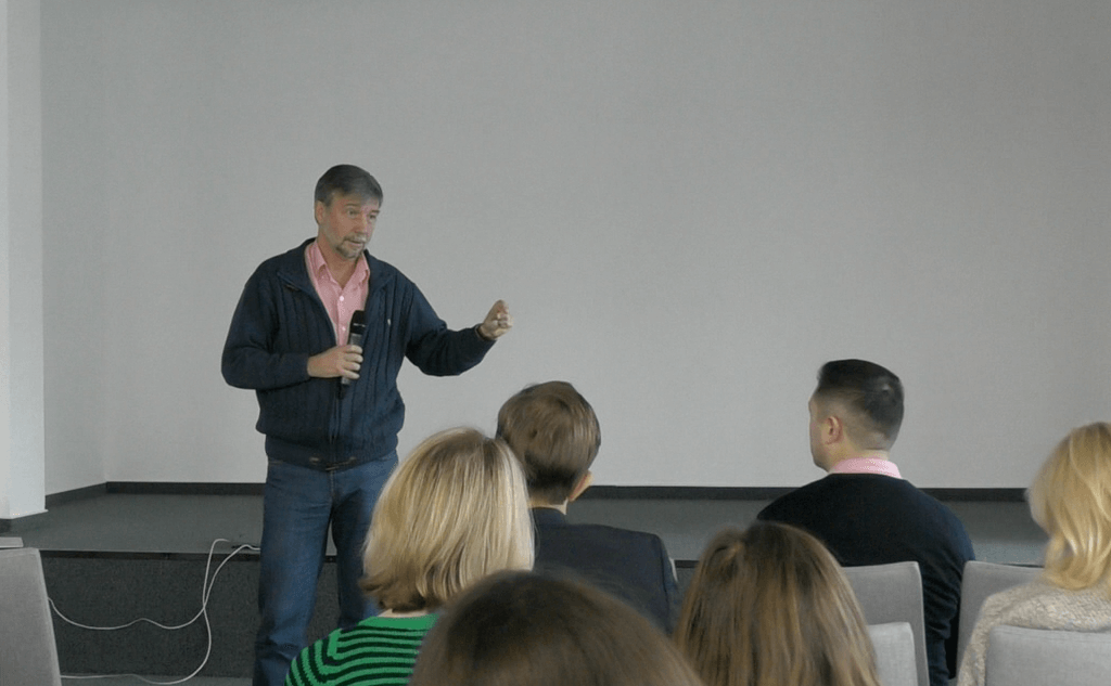 Сергей Рощин: онлайн-образование глазами Высшей Школы Экономики в 2016 году