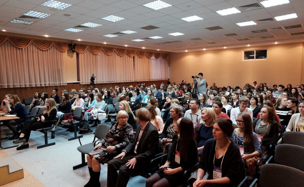 В проекте «Прогрессоры-24» участвуют 37 городов России, более 700 журналистов и столько же активистов. На фото участники проекта «Медиаполигон-24» в Ростове-на-Дону. Фото: vk.com/24poligon