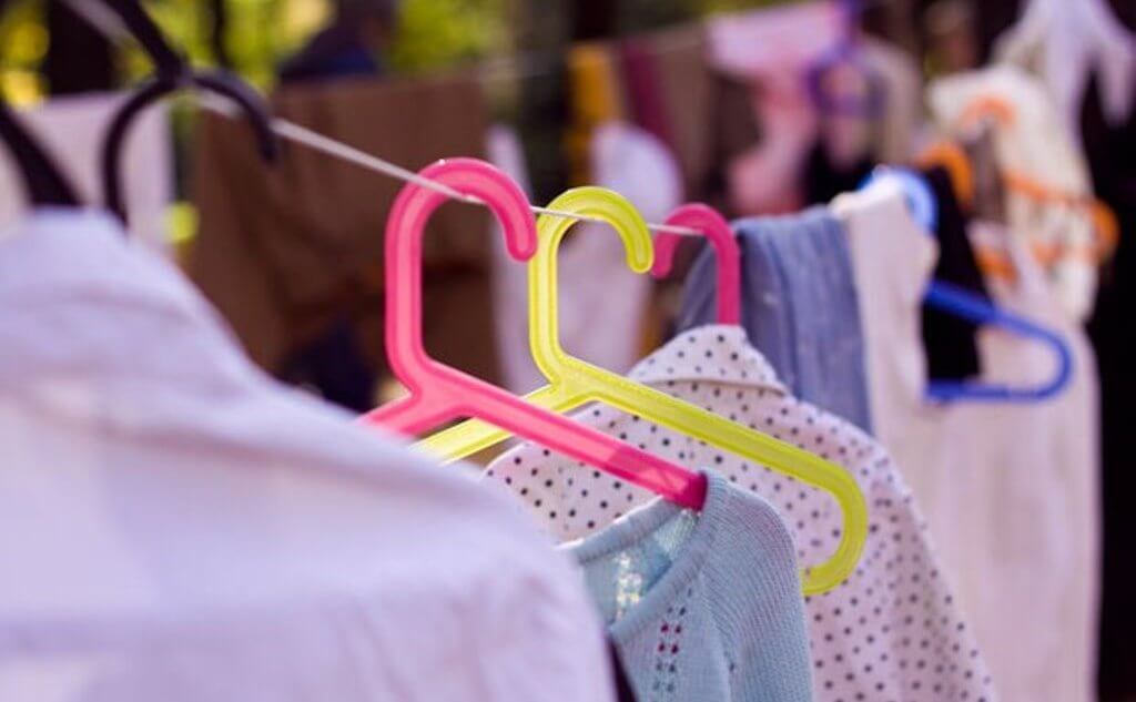 Что делать, если вещь больше не нужна, но выбросить ее жалко?Подборка сообщество по обмену вещей и фримаркетов в Нижнем Новгороде. Фото из архива сообщества «ФриМаркеты в Нижнем Новгороде».