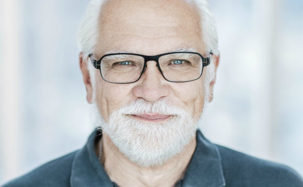 «Паника вообще вредна. Боязнь «умных» машин может снизить качество жизни и карьерные перспективы». Андрей Себрант. Фото эксперта предоставила пресс-служба компании Яндекс.