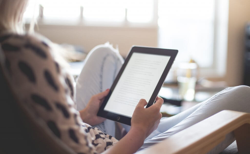 Эксперты убеждены: поисковые роботы все ближе к тому, чтобы «видеть» текст, как живой человек: учитывать форматирование, визуальное оформление, грамотность и смысл написанного. Изображение с сайта pexels.com (СС0).