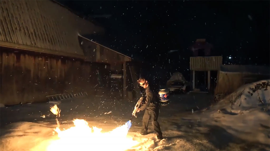 28 января Илон Маск объявил о старте продаж огнеметов для борьбы с зомби по цене $500 за штуку от созданной им The Boring Company. Через пять дней все 20 тыс. огнеметов на общую сумму $10 млн были проданы