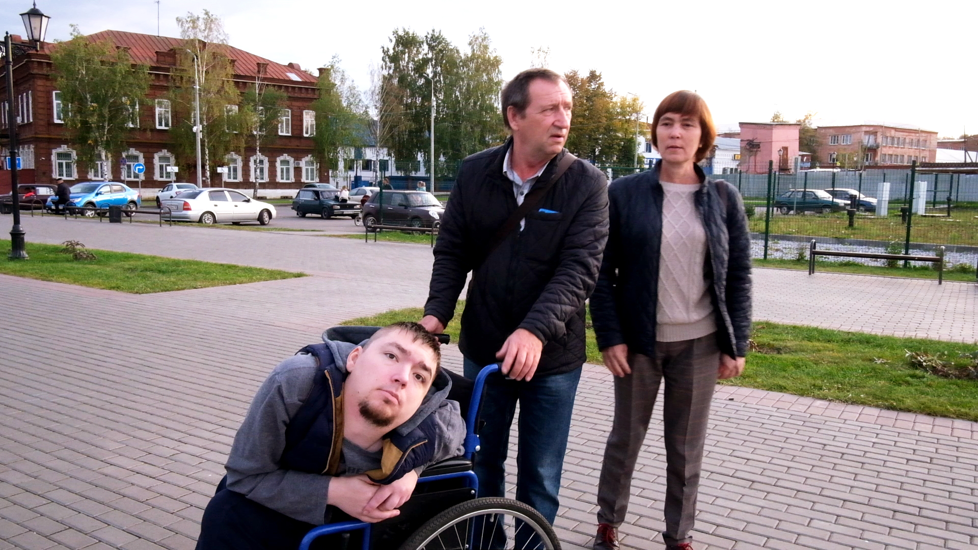 Роман решил заработать первые деньги, чтобы стать финансово независимым от родителей. Фото предоставлено Everland.