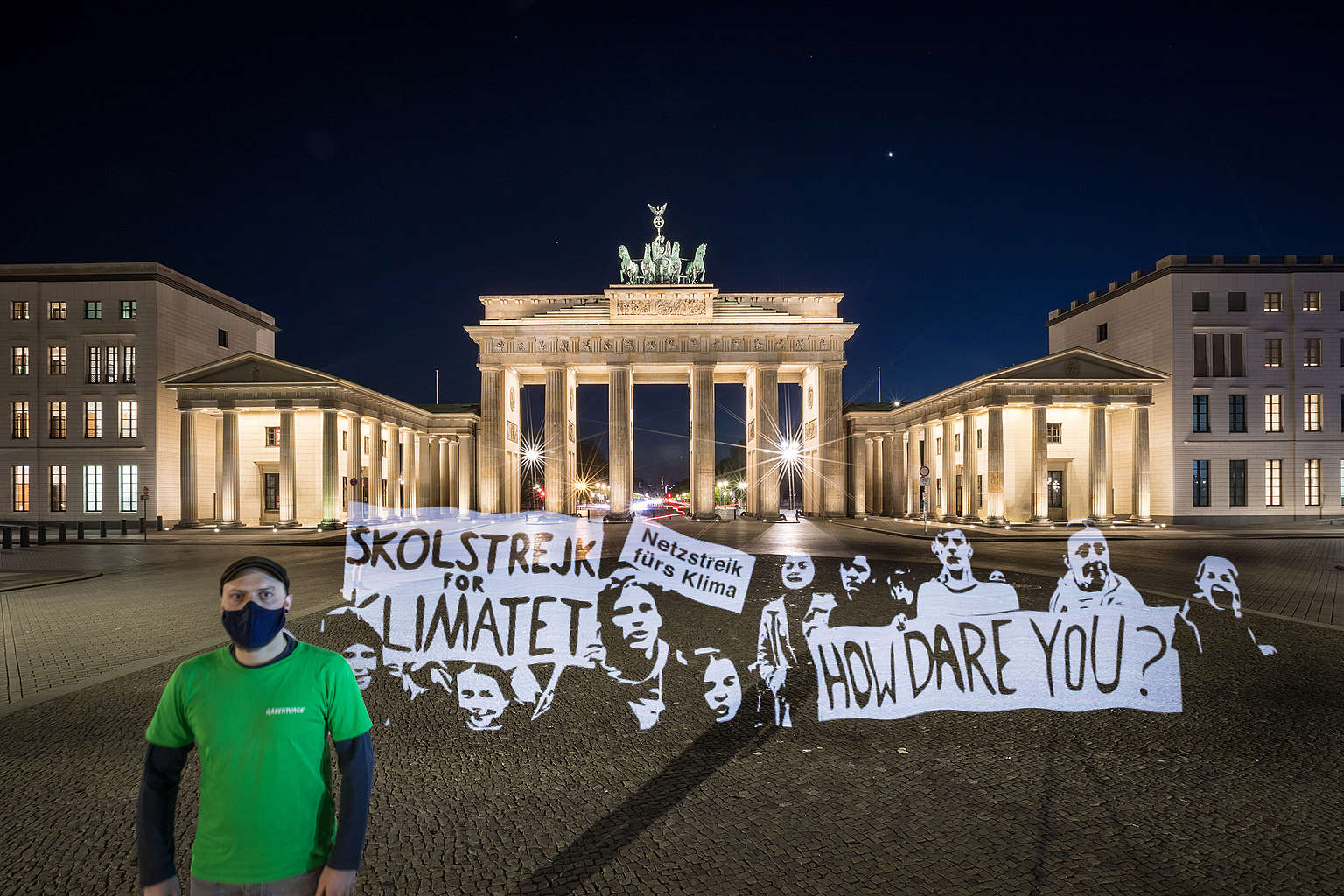 Климатический виртуальный протест в Берлине. Фото: Gordon Welters / Greenpeace.