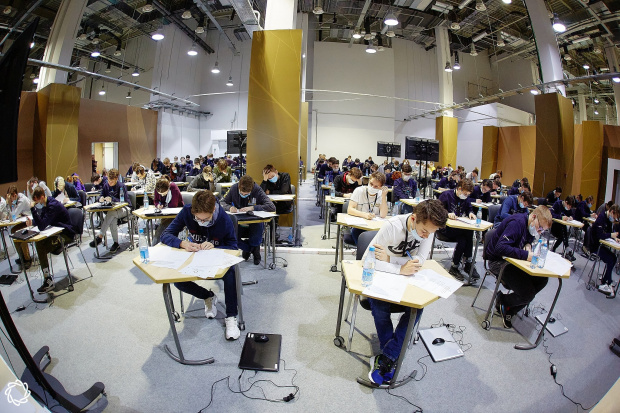 Школьникам удалось решить сложные задачи. Изображение: Олимпиада НТИ.