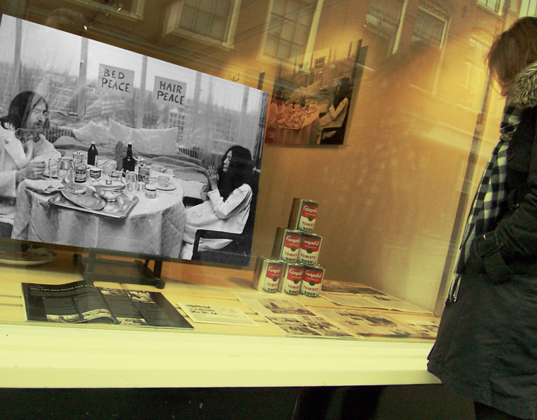 «Bed Peace Hair Peace» от screenpunk; лицензировано под CC BY-NC-SA 2.0.