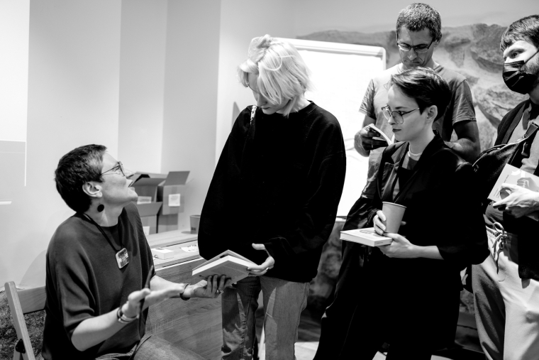 Ольга Шпарага на презентации книги «У революции женское лицо. Случай Беларуси» в Вильнюсе. Фото Вилетты Савчиц